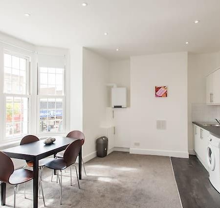 Kennington Apartment A/Apartment Λονδίνο Εξωτερικό φωτογραφία